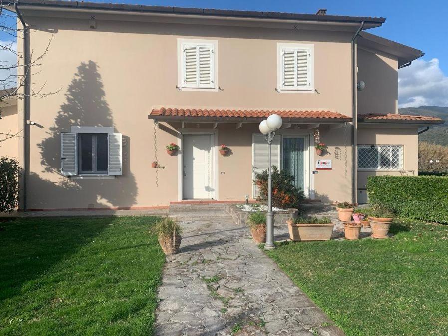 Leupupe Relax Cultura Mare Monti Apartamento Cascina Exterior foto